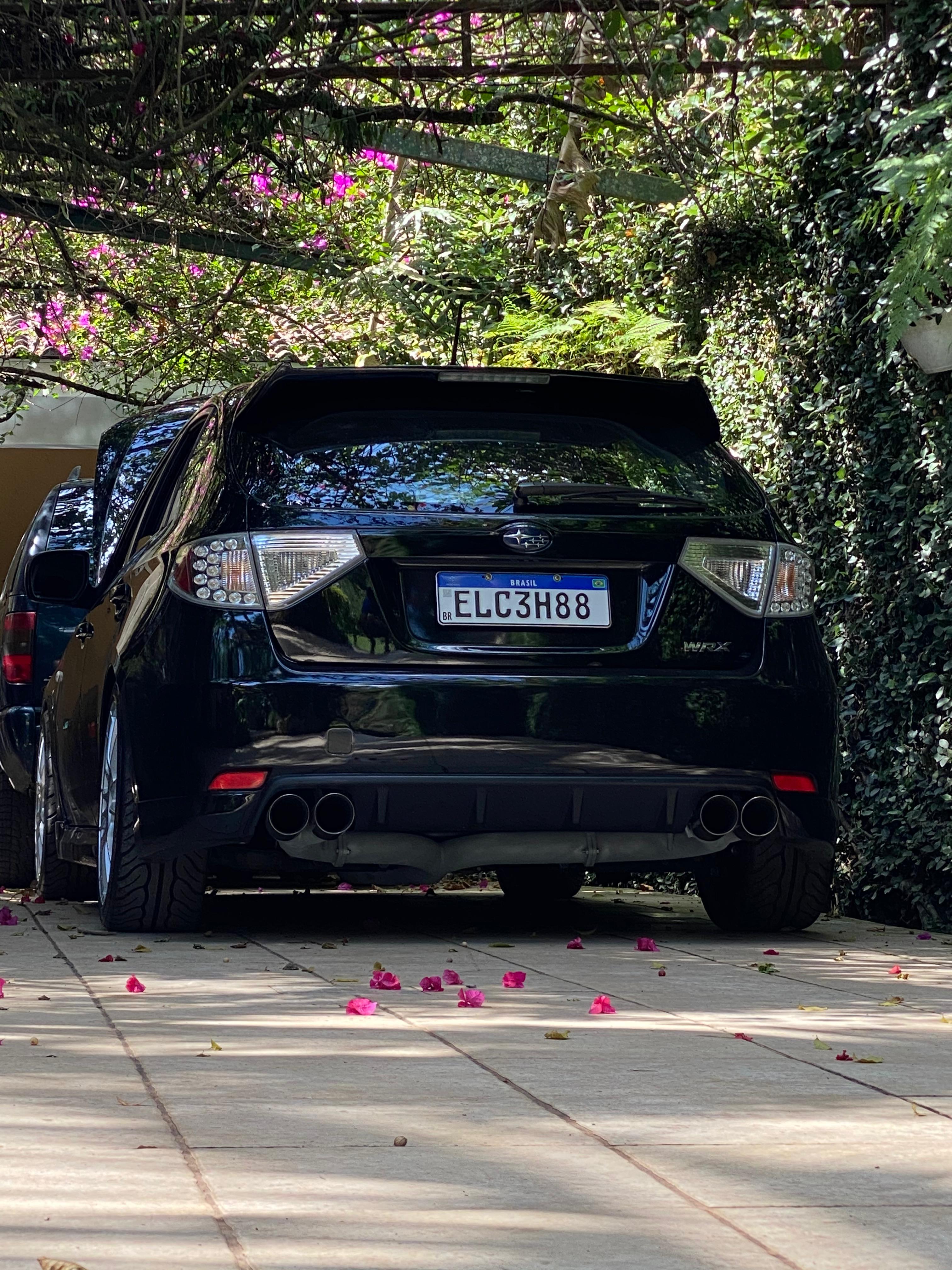 Subaru Impreza Preto