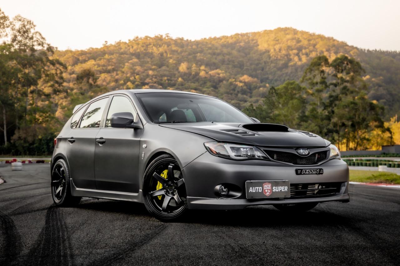 Subaru WRX STI Cinza Fosco